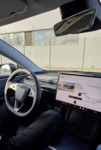Full Self Driving Tesla: la mia esperienza di guida autonoma totale